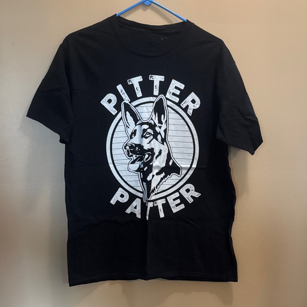 Black Graphic T-Shirt with Dog Design